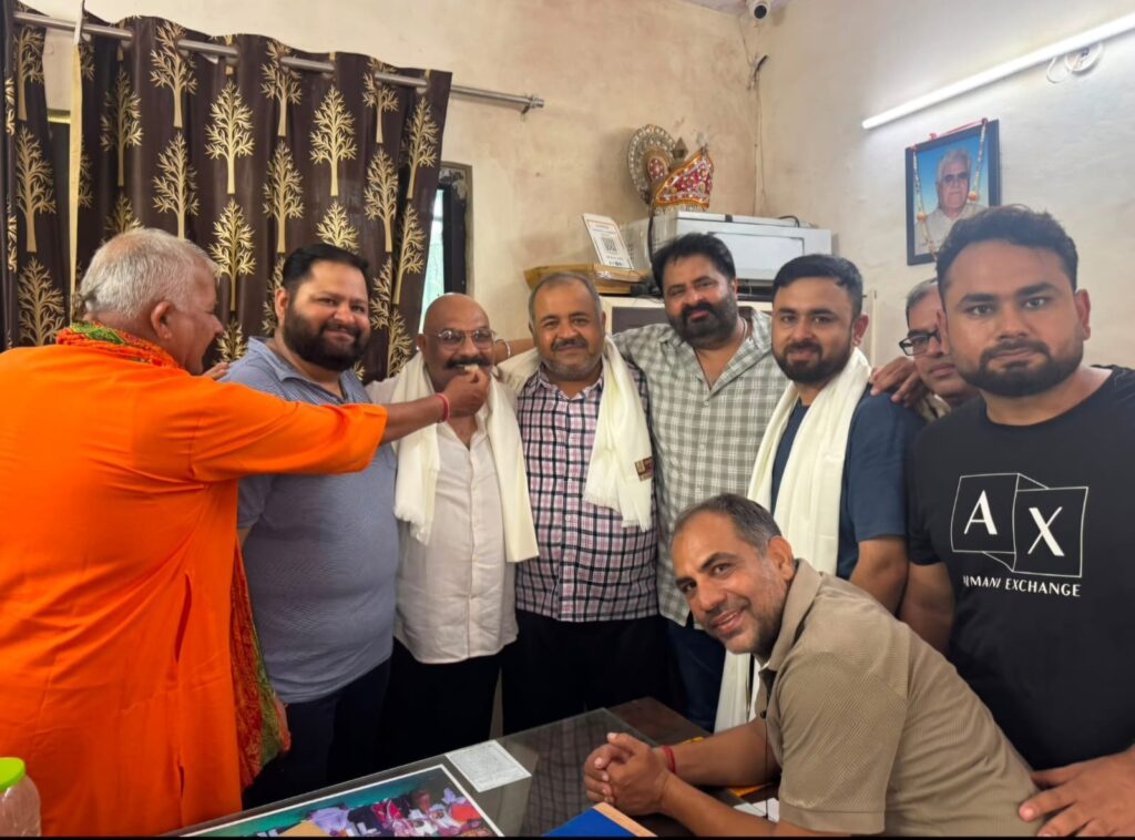 विजय रामलीला कमेटी चुनाव में टेकचन्द नागपाल कमेटी के नये चेयरमैन चुने गए