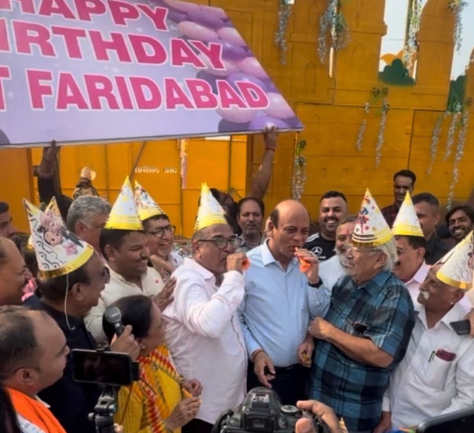 विधायक धनेश अदलक्खा ने केक काटकर मनाया एन.आई.टी. फरीदाबाद का स्थापना दिवस